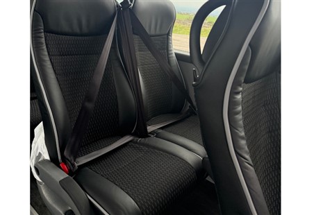 3 point seat belts