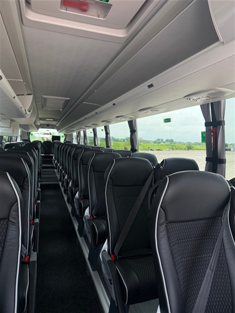 53 RECLINING SIDE-SHIFTING SEATS 